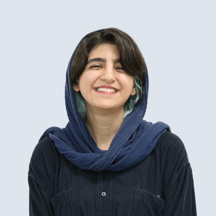 غزل عباس زاده، طراح رابط کاربری و گرافیک شرکت تینگزپاد